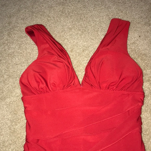 Red Ruched Bodycon Dress Cocktail Small Worn Once - Picture 3 of 4